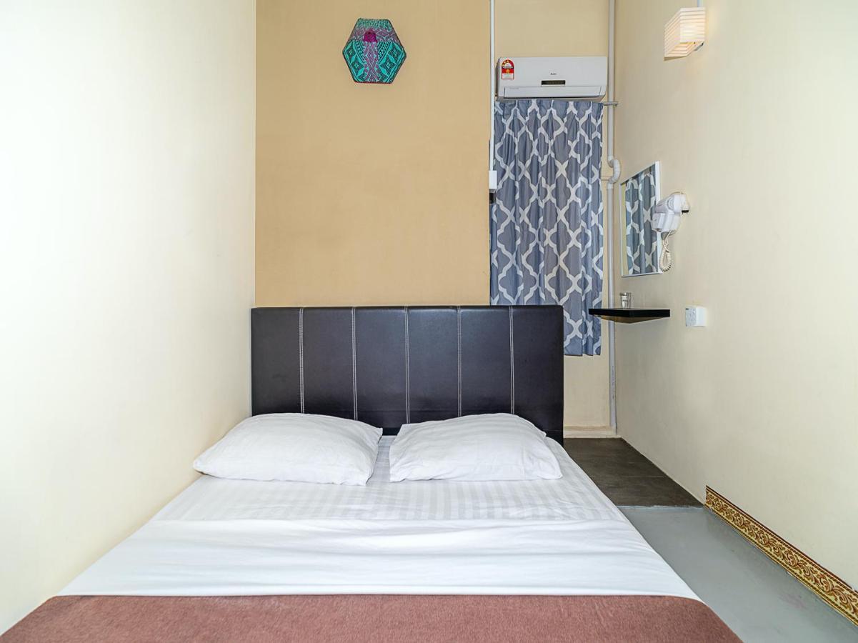 SPOT ON 90042 One Plaza Eco Hotel Keningau Exterior foto